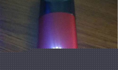 悦刻电子烟充电指示灯说明(悦刻电子烟充电会一直亮灯吗)