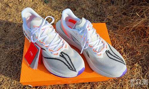 悦刻电子烟比较MT电子烟(悦刻电子烟对比)