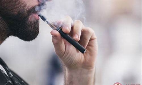 电子烟能否替代传统香烟？探讨其危害与误区
