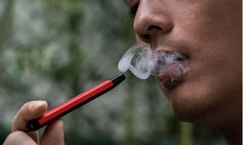 吸电子烟真的比传统香烟更安全吗
